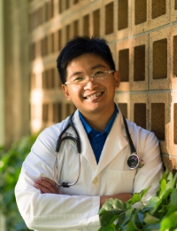 Dr. Romi Fung, ND